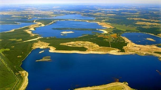 Grosszuegige Ferienwohnung Am Waldesrand Im Seenland Lauta Exterior foto