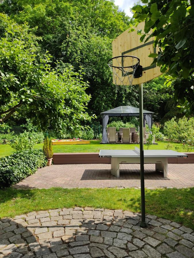 Grosszuegige Ferienwohnung Am Waldesrand Im Seenland Lauta Exterior foto